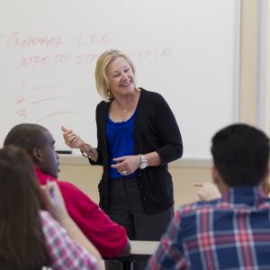 Students receive career development advice at Temple University Ambler.